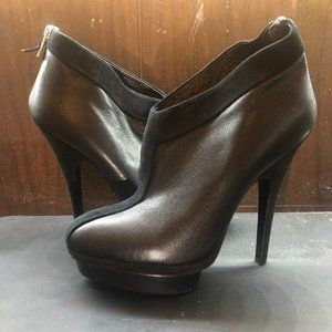 Yves Saint Laurent – YSL Rive Gauche Black Leather & Suede Easy Ankle Boot